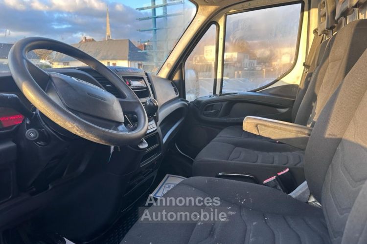 Iveco Daily L3H3 - 109000KM 3.0 ROUE JUMELÉ 17000 HT - <small></small> 20.400 € <small>TTC</small> - #4