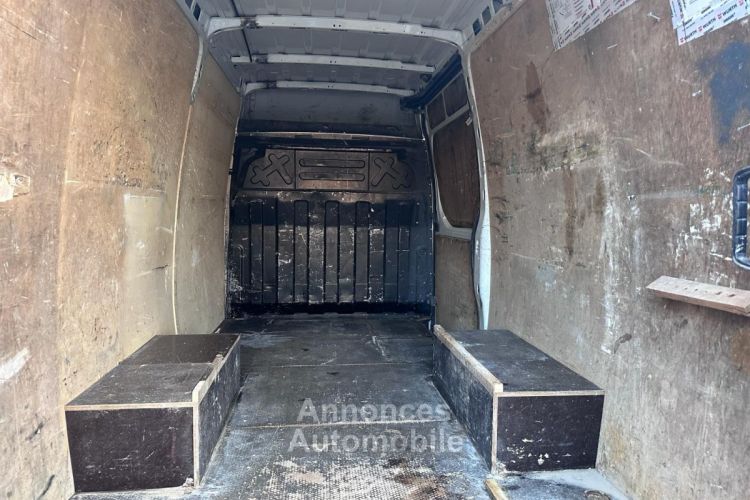 Iveco Daily L3H3 - 109000KM 3.0 ROUE JUMELÉ 17000 HT - <small></small> 20.400 € <small>TTC</small> - #5