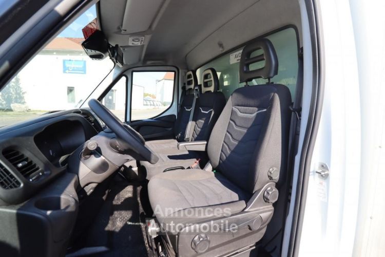 Iveco Daily VU 35C16 3L 160 CH PRIX HT : 34990 TTC 41989+ ATTELAGE + CAMERA DE RECUL HAYON EL... - <small></small> 34.991 € <small>TTC</small> - #11