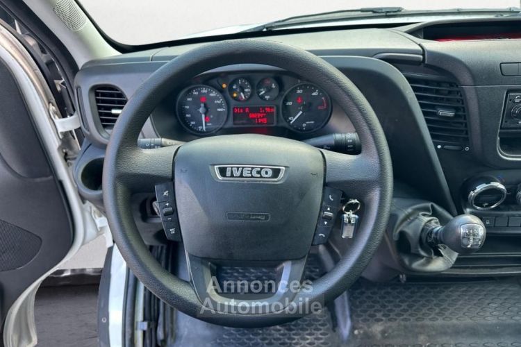 Iveco Daily VU 35S14 CABINE 2.3 140 L2H2 - <small></small> 18.490 € <small>TTC</small> - #12