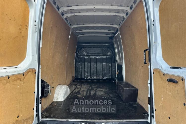 Iveco Daily VU 35S14 CABINE 2.3 140 L2H2 - <small></small> 18.490 € <small>TTC</small> - #13