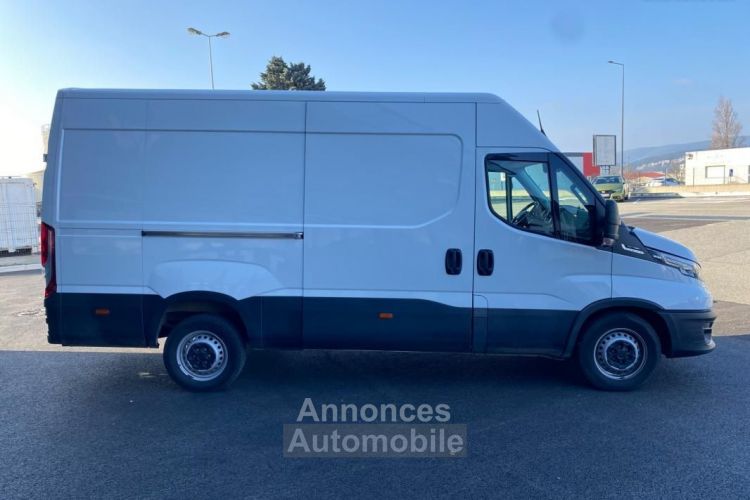 Iveco Daily VU FOURGON S18 3.0 D 175CH AGILE 31658.33HT - <small></small> 37.990 € <small>TTC</small> - #6