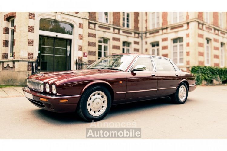 Jaguar Daimler 4.0i V8 - BVA - <small></small> 28.900 € <small>TTC</small> - #2