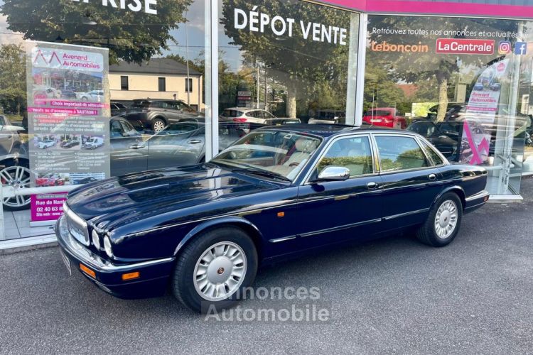 Jaguar Daimler 6.0 Double Six A - <small></small> 24.990 € <small>TTC</small> - #1