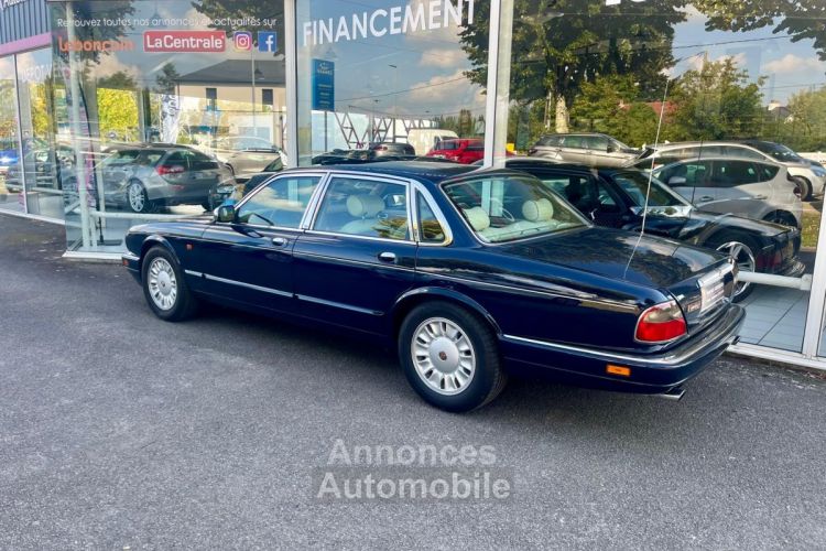 Jaguar Daimler 6.0 Double Six A - <small></small> 24.990 € <small>TTC</small> - #18