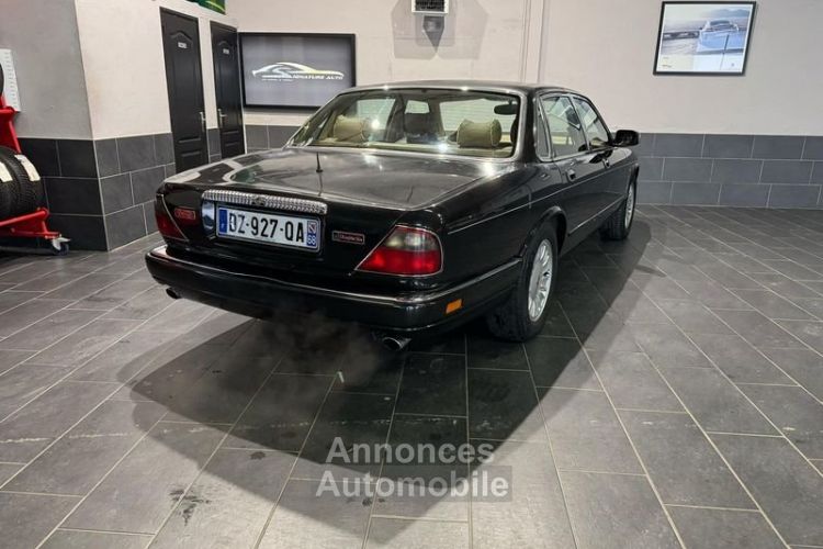 Jaguar Daimler DOUBLE SIX 6.0 BA 1997 - <small></small> 24.990 € <small>TTC</small> - #2