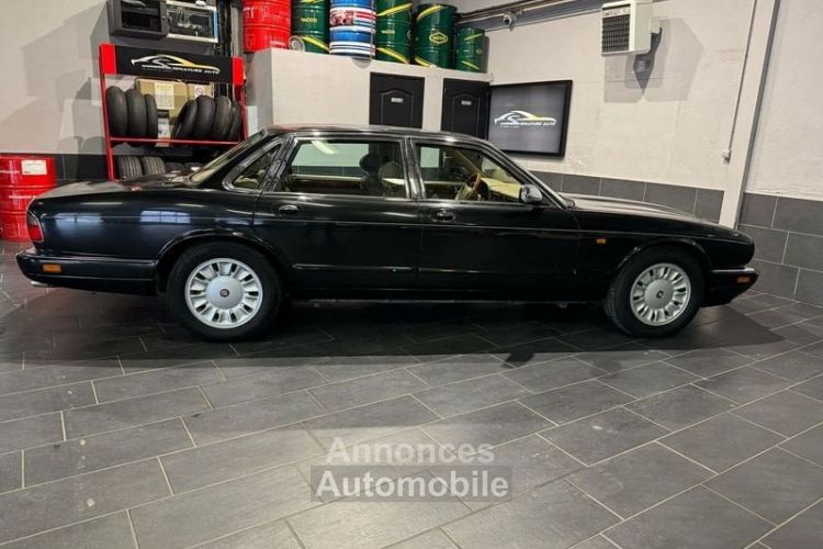 Jaguar Daimler DOUBLE SIX 6.0 BA 1997 - <small></small> 24.990 € <small>TTC</small> - #3