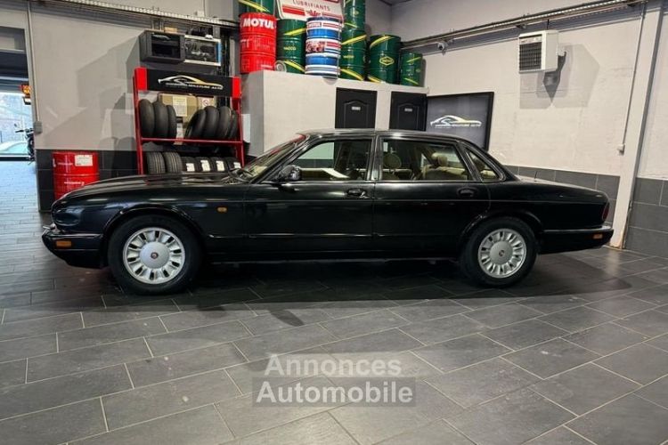 Jaguar Daimler DOUBLE SIX 6.0 BA 1997 - <small></small> 24.990 € <small>TTC</small> - #4