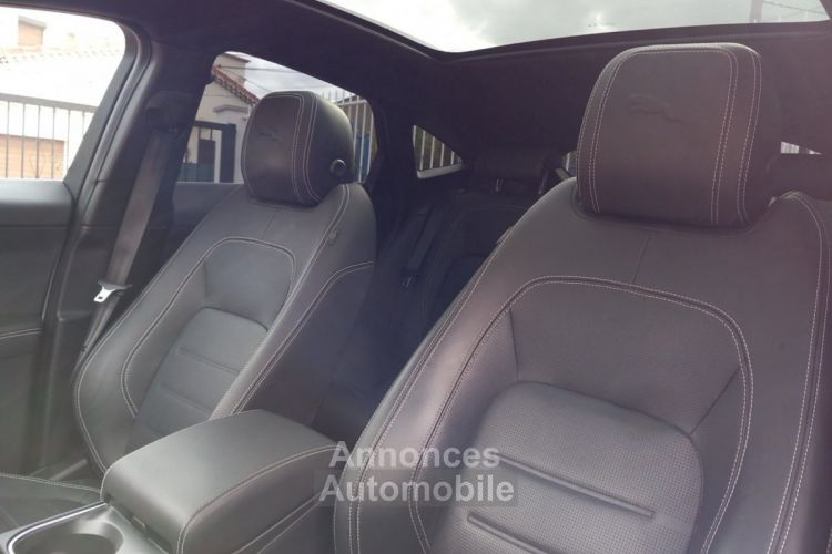 Jaguar E-Pace - TVA RÉCUPÉRABLE (LOA ou LLD possible) 200ch *HSE R-Dynamic* BOITE AUTO - 4 roues directrices - <small></small> 43.990 € <small>TTC</small> - #30