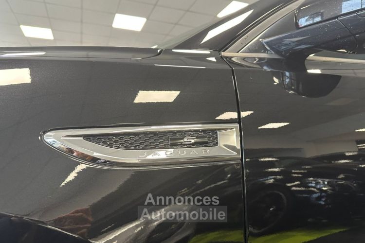 Jaguar E-Pace 2.0D 180ch S AWD BVA Toit Panoramique LOA 403 euros Par Mois - <small></small> 27.900 € <small>TTC</small> - #10