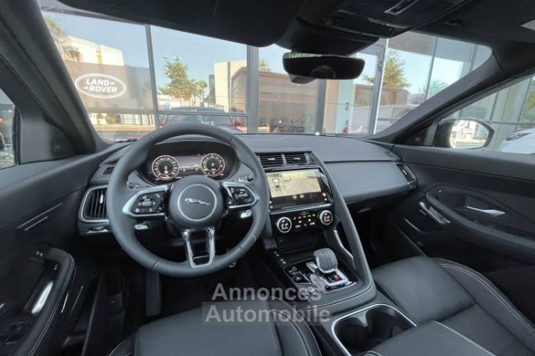 Jaguar E-Pace P270e PHEV 269ch R-Dynamic SE - <small></small> 69.900 € <small>TTC</small> - #13