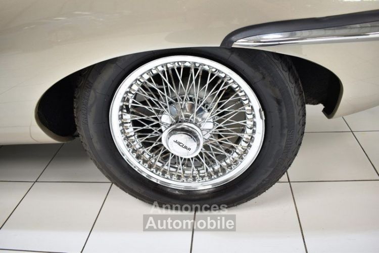 Jaguar E-Type Type E Cabriolet 4.2L - <small></small> 110.000 € <small>TTC</small> - #49