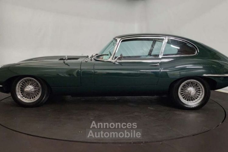 Jaguar E-Type Type E Série 1.5 Coupé 2+2 - <small></small> 59.900 € <small>TTC</small> - #13