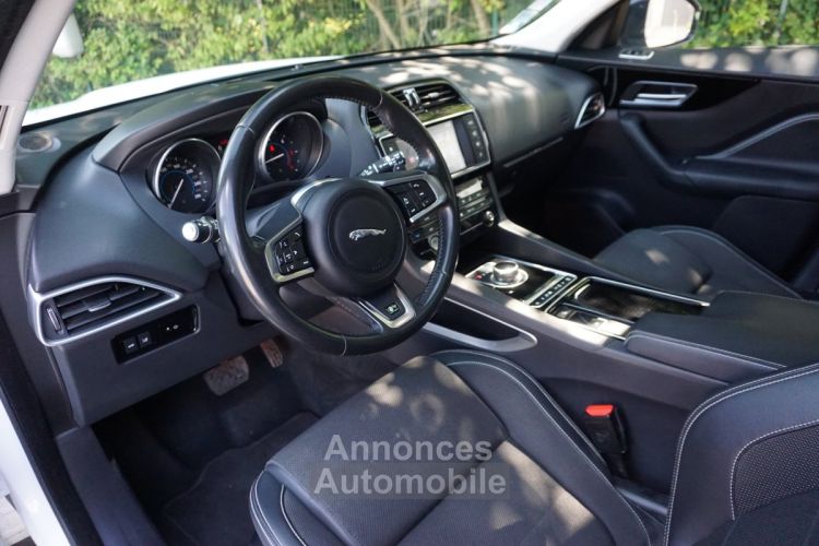 Jaguar F-Pace 2.0 D 16V AWD 180 cv BVA R-SPORT - <small></small> 32.990 € <small>TTC</small> - #5