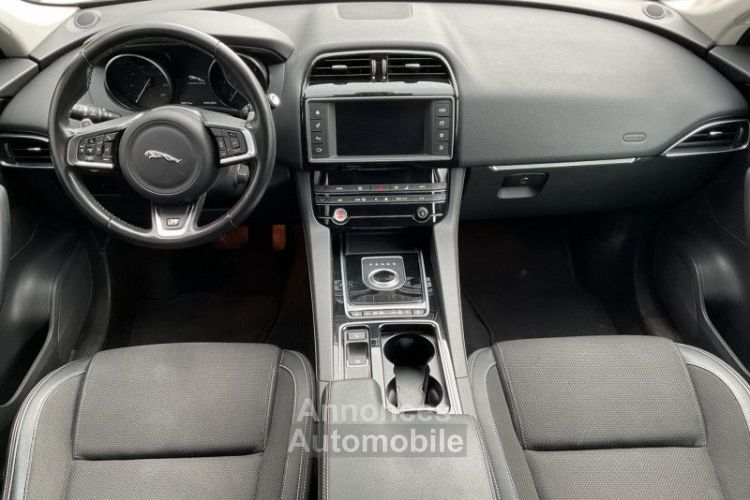 Jaguar F-Pace 2.0D 180CH R-SPORT AWD BVA8 - <small></small> 22.490 € <small>TTC</small> - #8