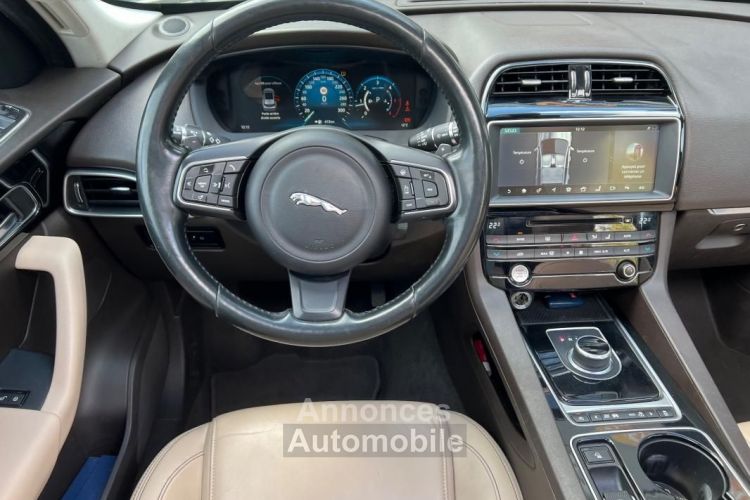 Jaguar F-Pace 2.0D AWD 180ch PRESTIGE LIMITED 4X4 BVA8 | TOIT OUVRANT SIÈGE + VOLANT CHAUFFANT - <small></small> 19.490 € <small>TTC</small> - #12