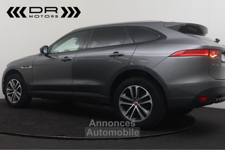 Jaguar F-Pace 2.0d RWD - R-SPORT NAVI PANO DAK 12M GARANTIE - <small></small> 21.995 € <small>TTC</small> - #2