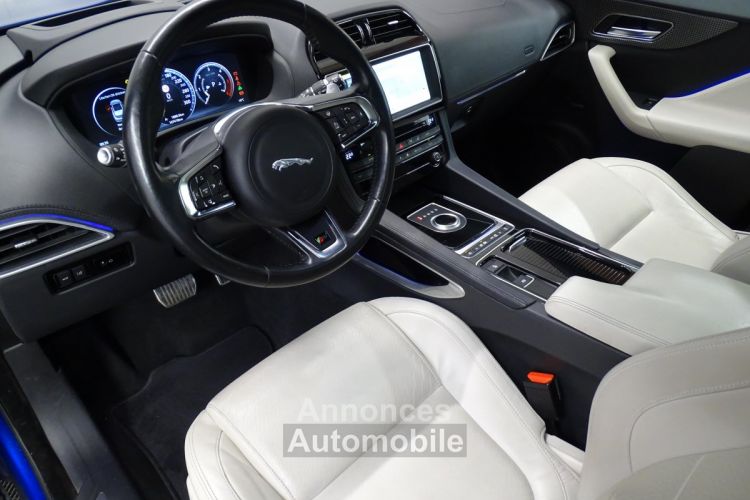 Jaguar F-Pace 3.0d 300 First Edition AWD Aut - <small></small> 36.490 € <small>TTC</small> - #11