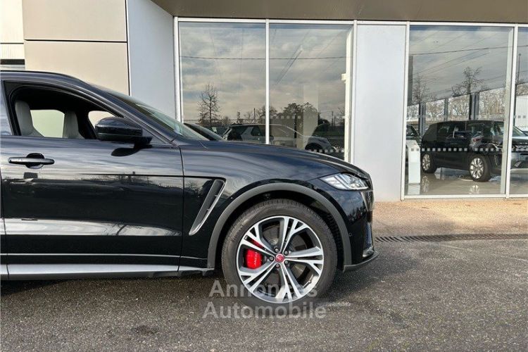 Jaguar F-Pace V8 - 550 ch Supercharged AWD BVA8 SVR - <small></small> 64.900 € <small>TTC</small> - #23