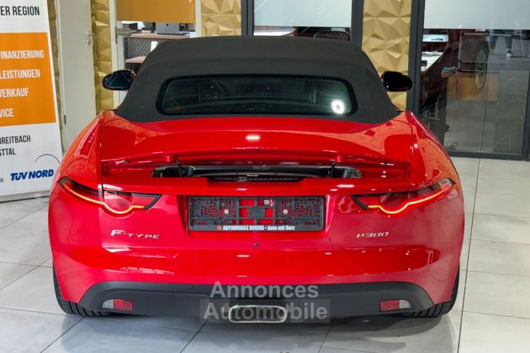 Jaguar F-Type 2.0 300 ch RARE! ROUGE CALDERA  /MERIDIAN/ Ambiente / Système d'échappement actif (sport) avec commande de clapet / Garantie 12 mois Prémium - <small></small> 48.490 € <small></small> - #9