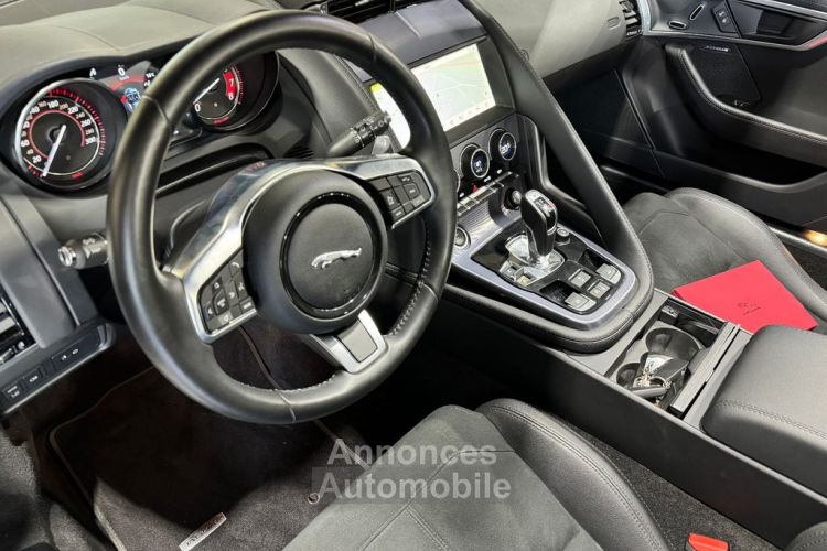 Jaguar F-Type 2.0 300 ch RARE! ROUGE CALDERA  /MERIDIAN/ Ambiente / Système d'échappement actif (sport) avec commande de clapet / Garantie 12 mois Prémium - <small></small> 48.490 € <small></small> - #14