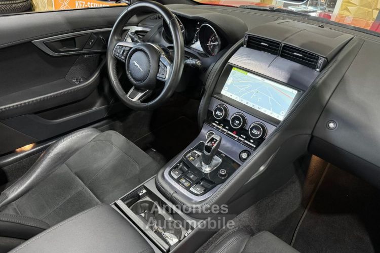 Jaguar F-Type 2.0 300 ch RARE! ROUGE CALDERA  /MERIDIAN/ Ambiente / Système d'échappement actif (sport) avec commande de clapet / Garantie 12 mois Prémium - <small></small> 48.490 € <small></small> - #18