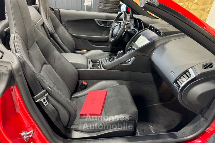 Jaguar F-Type 2.0 300 ch RARE! ROUGE CALDERA  /MERIDIAN/ Ambiente / Système d'échappement actif (sport) avec commande de clapet / Garantie 12 mois Prémium - <small></small> 48.490 € <small></small> - #19