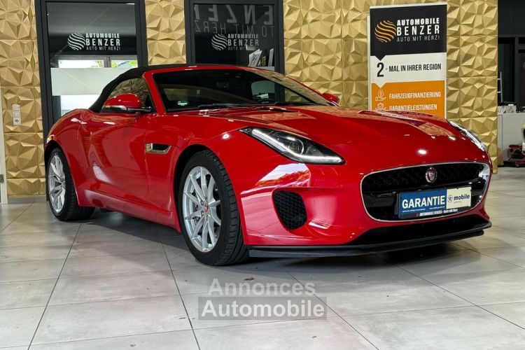 Jaguar F-Type 2.0 300 ch RARE! ROUGE CALDERA  /MERIDIAN/ Ambiente / Système d'échappement actif (sport) avec commande de clapet / Garantie 12 mois Prémium - <small></small> 48.490 € <small></small> - #26