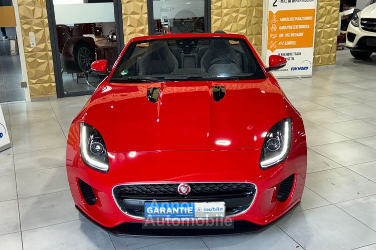 Jaguar F-Type 2.0 300 ch RARE! ROUGE CALDERA  /MERIDIAN/ Ambiente / Système d'échappement actif (sport) avec commande de clapet / Garantie 12 mois Prémium - <small></small> 48.490 € <small></small> - #27