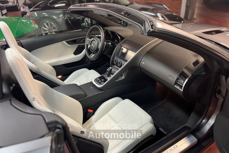 Jaguar F-Type (3) Cabriolet 2.0 P 300 BVA8 - <small></small> 59.990 € <small>TTC</small> - #4