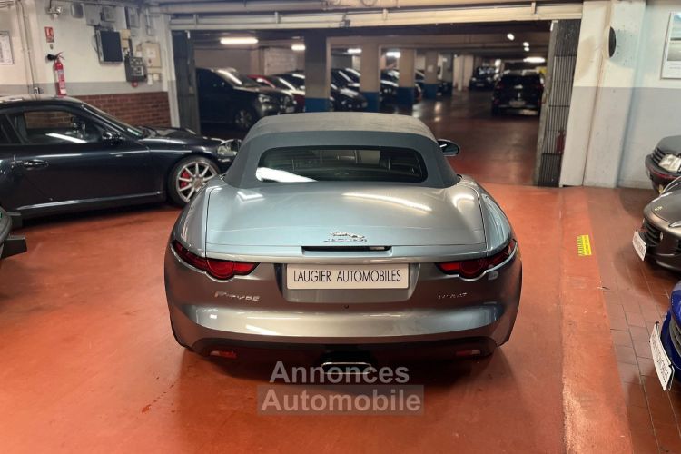 Jaguar F-Type (3) CABRIOLET 2.0 P300 BVA8 - <small></small> 59.990 € <small>TTC</small> - #25