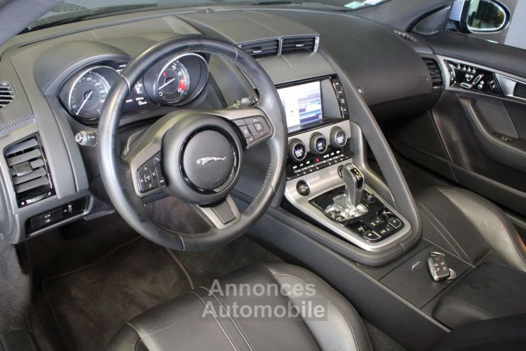 Jaguar F-Type CABRIOLET 3.0 V6 340 AUTO Garantie 12M P&MO - <small></small> 41.980 € <small>TTC</small> - #3