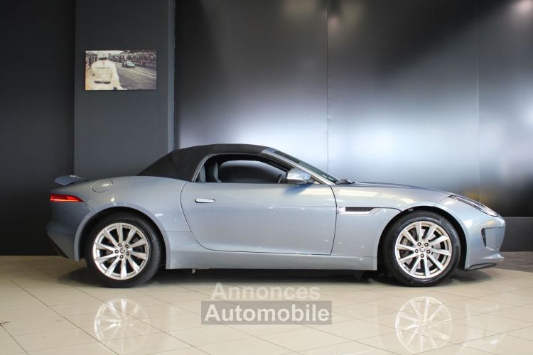 Jaguar F-Type CABRIOLET 3.0 V6 340 AUTO Garantie 12M P&MO - <small></small> 41.980 € <small>TTC</small> - #5