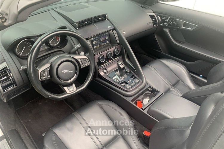 Jaguar F-Type CABRIOLET Cabriolet V8 R 5.0 550 Suralimenté A - <small></small> 63.900 € <small>TTC</small> - #14