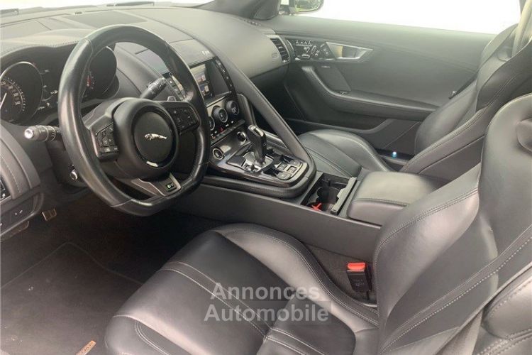 Jaguar F-Type CABRIOLET Cabriolet V8 R 5.0 550 Suralimenté A - <small></small> 63.900 € <small>TTC</small> - #15