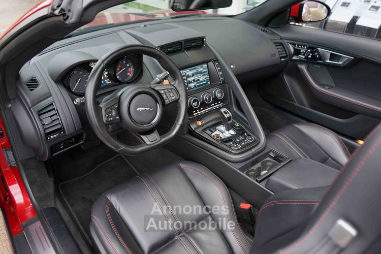 Jaguar F-Type Cabriolet V8 S 495 Ch - 920 €/mois - Caméra, Meridian Surround 770 W, Sièges Ch., Accès Sans Clé ... - Etat EXCEPTIONNEL - Rév. 11/2024 - Gar. 12 Mois - <small></small> 73.900 € <small>TTC</small> - #28