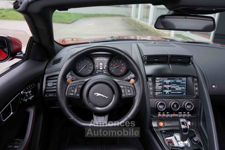 Jaguar F-Type Cabriolet V8 S 495 Ch - 920 €/mois - Caméra, Meridian Surround 770 W, Sièges Ch., Accès Sans Clé ... - Etat EXCEPTIONNEL - Rév. 11/2024 - Gar. 12 Mois - <small></small> 73.900 € <small>TTC</small> - #32