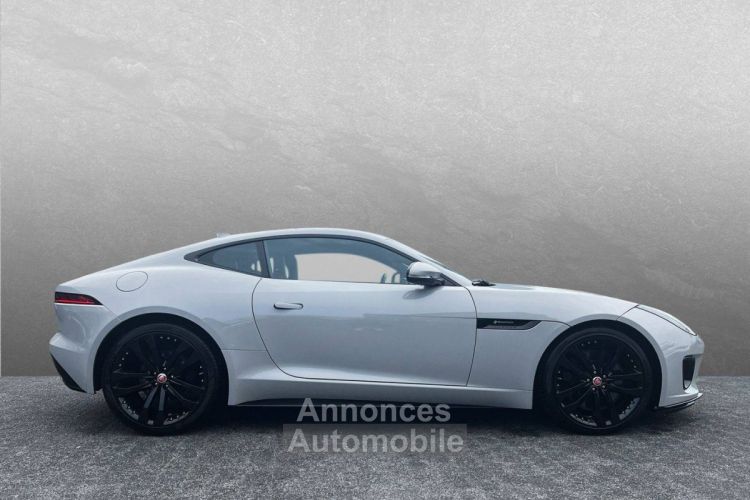 Jaguar F-Type Coupe 3.0 V6 Suralimenté 380ch R-Dynamic AWD BVA8 28cv - <small></small> 58.900 € <small>TTC</small> - #3