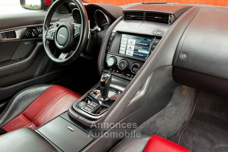 Jaguar F-Type COUPE 5.0 V8 R 550ch bv8 moteur 5000 kms - <small></small> 57.900 € <small>TTC</small> - #10