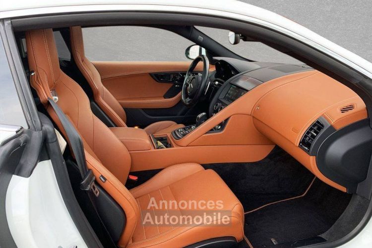 Jaguar F-Type Coupe 5.0 V8 Suralimenté 550ch R AWD BVA8 46cv - <small></small> 75.900 € <small>TTC</small> - #7