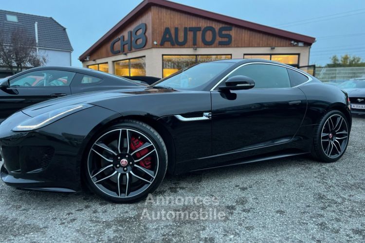 Jaguar F-Type coupé R 550ch Noir toit panoramique 59900€ - <small></small> 59.900 € <small>TTC</small> - #14