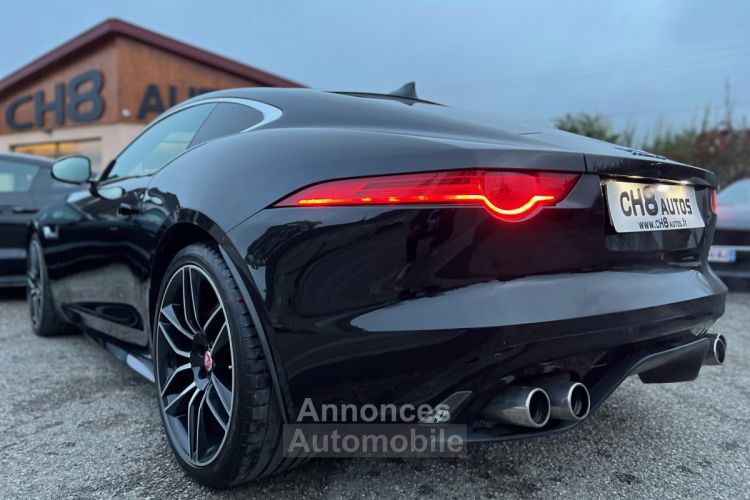 Jaguar F-Type coupé R 550ch Noir toit panoramique 59900€ - <small></small> 59.900 € <small>TTC</small> - #18