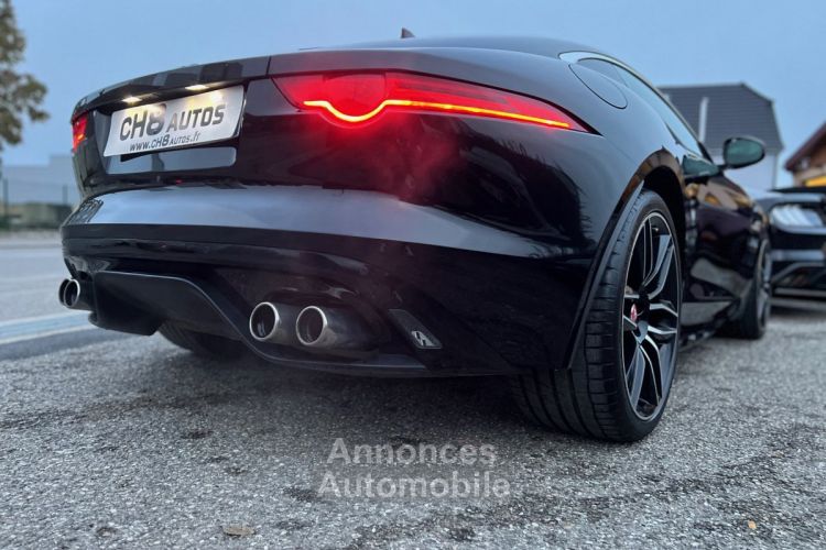 Jaguar F-Type coupé R 550ch Noir toit panoramique 59900€ - <small></small> 59.900 € <small>TTC</small> - #25