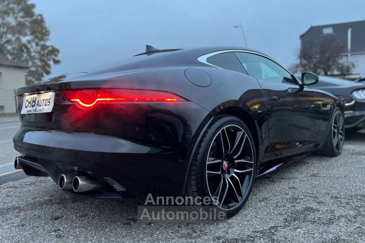 Jaguar F-Type coupé R 550ch Noir toit panoramique 59900€ - <small></small> 59.900 € <small>TTC</small> - #26