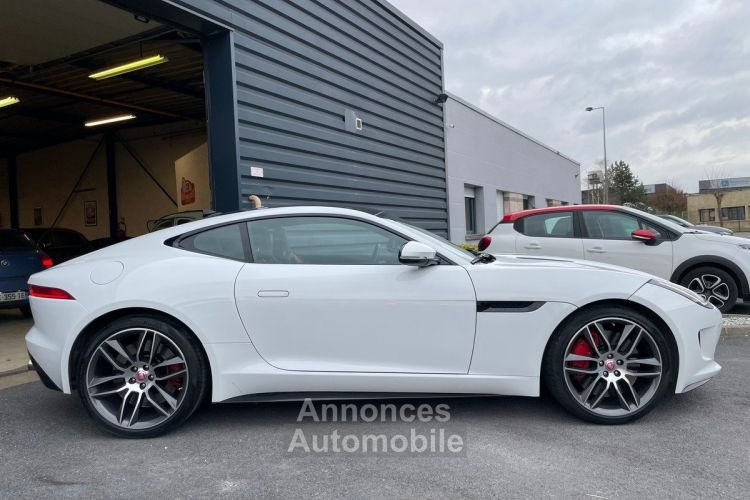 Jaguar F-Type coupe r 550ch v8 pano meridian suivi full - <small></small> 69.990 € <small>TTC</small> - #3