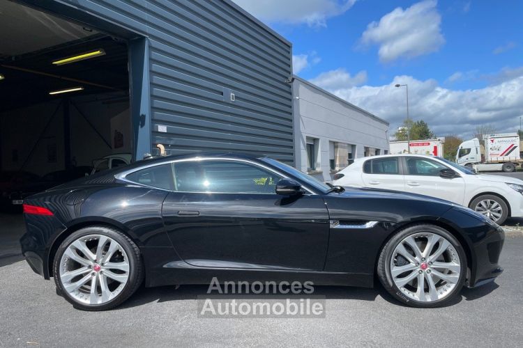 Jaguar F-Type coupe v6 s 380ch v6s ges perf pano meridian - <small></small> 47.990 € <small>TTC</small> - #3