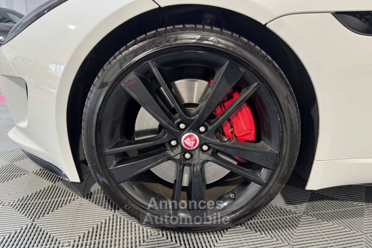 Jaguar F-Type COUPE V8 R 5.0 550 Suralimente BVA Black Pack - <small></small> 64.990 € <small>TTC</small> - #44