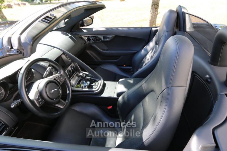 Jaguar F-Type F TYPE Cabriolet V6 3L Essence Suralimenté 340 ch BVA8 - <small></small> 44.990 € <small>TTC</small> - #40