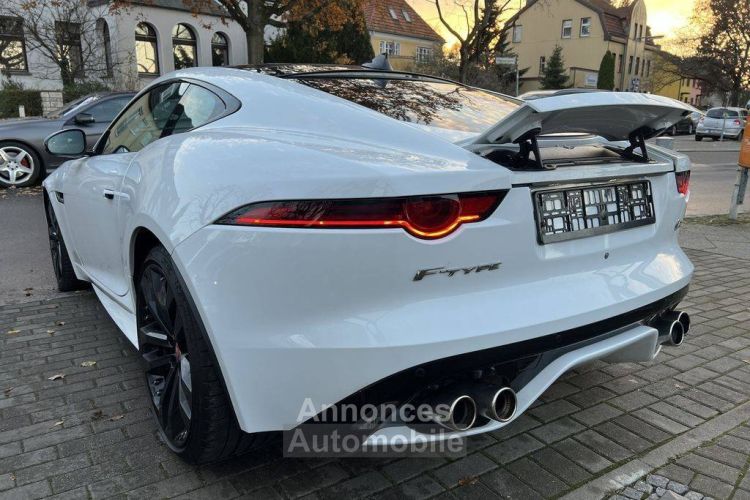 Jaguar F-Type F type Coupé R AWD*PANO*ECHAPPEMENT SPORT* - <small></small> 59.990 € <small>TTC</small> - #4