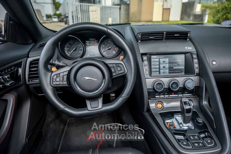 Jaguar F-Type JAGUAR F-TYPE V6 S 380Ch BVA - GARANTIE 12 MOIS - Révision Faite Le 27/02/2024 - Très Bon état - Sièges électriques à Mémoire - Caméra De Recul - <small></small> 59.990 € <small>TTC</small> - #32